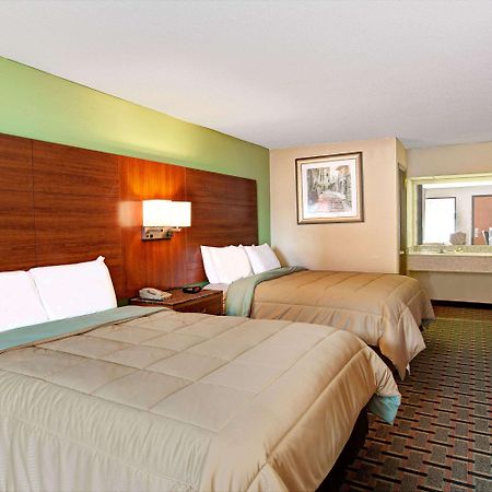 Days Inn Conover/Hickory Exteriör bild