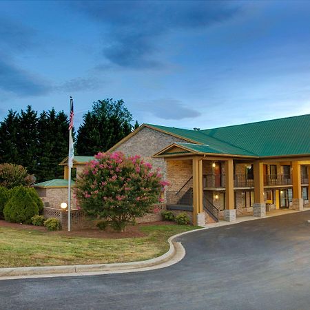 Days Inn Conover/Hickory Exteriör bild
